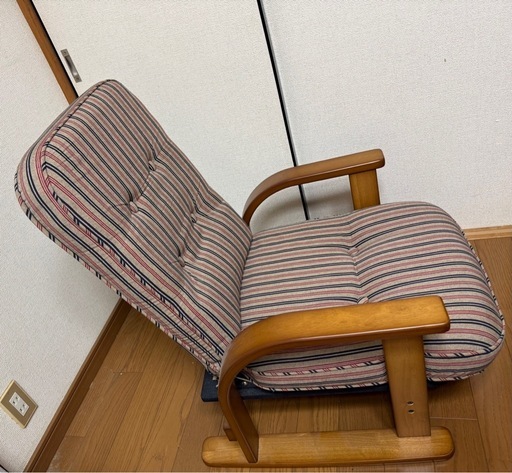 肘付き高座椅子　4段階調整　ロータイプ