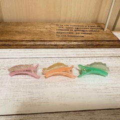 【♻️マーク3点100円】新品未使用 可愛いヘアピン 3点セット クレーンゲーム獲得品❁¨̮の画像