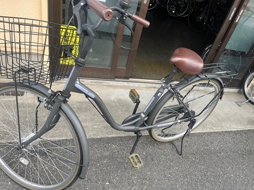 中古自転車、26サイズグレーです