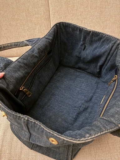 PRADA バッグ