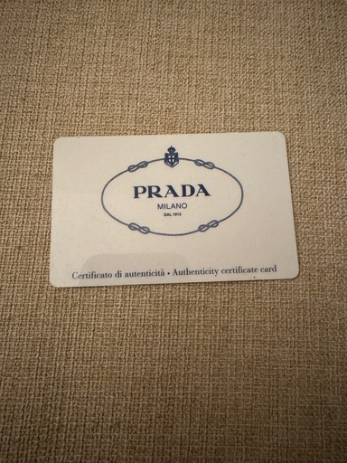 PRADA バッグ