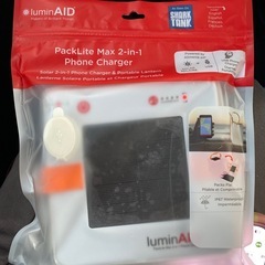 新品　ソーラー充電式　LuminAID　モバイルバッテリー ランタンの画像