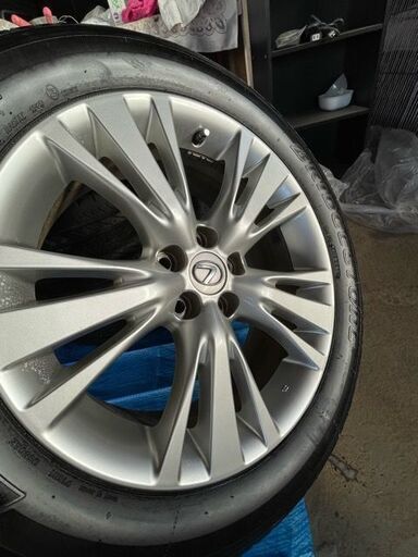 レクサス純正アルミホイール１９インチ　