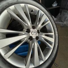  レクサス純正アルミホイール１９インチ　の画像