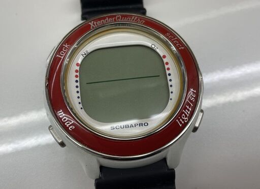 SCUBAPRO Xtender Quattro ダイビング コンピューター DW40-4A10 時計 ウォッチ ダイコン 動作未確認