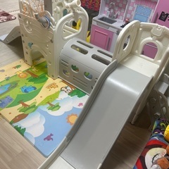 （お話し中）滑り台の画像