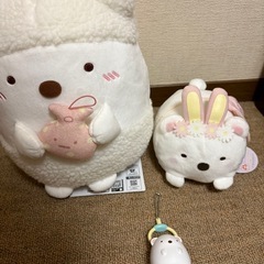 すみっコぐらし しろくま ねこ ぬいぐるみ マスコット フィギュアの画像