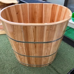 　木の浴槽　木製　風呂釜　風呂桶　　　お風呂の画像