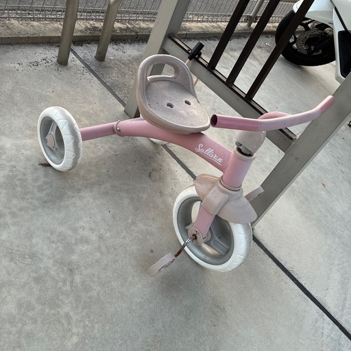 三輪車ピンク (sayaka) 高松の三輪車の中古あげます・譲ります
