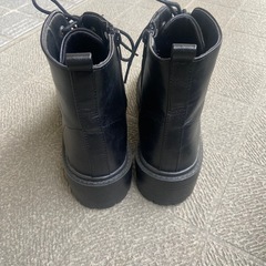 レディース　厚底レースアップブーツ　ブラックの画像
