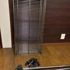 スチールラック　組み立て　
の画像