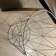 円形サイドテーブル の画像