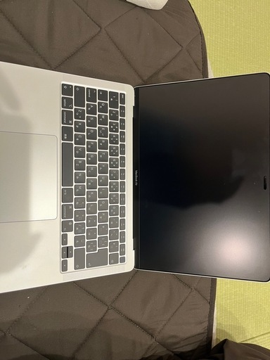 Apple MacBook Air (M1, 2020) 今日中