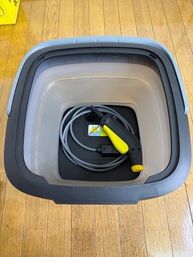 受渡予定者様決まりました。新品同様！半額以下！ケルヒャーモバイル洗浄機。試運転のみ！
