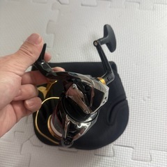 SHIMANO BBX DXXG 17 2500 右の画像