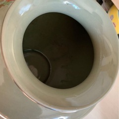 セラミックス 花器 金彩の画像