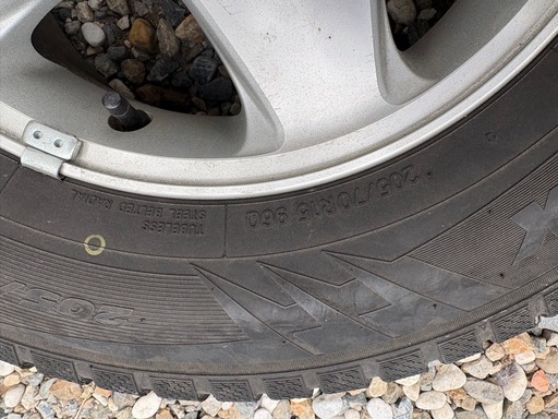  205/70R15 6JJ 35 TOYO ウィンター トランパス TX トーヨー タイヤ スタッドレス　6穴 PCD 139.7 