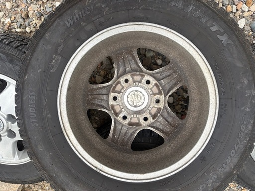  205/70R15 6JJ 35 TOYO ウィンター トランパス TX トーヨー タイヤ スタッドレス　6穴 PCD 139.7 