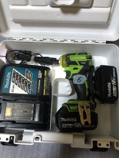 マキタ18vインパクトドライバTD148D中古美品