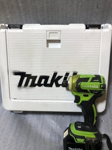 マキタ18vインパクトドライバTD148D中古美品