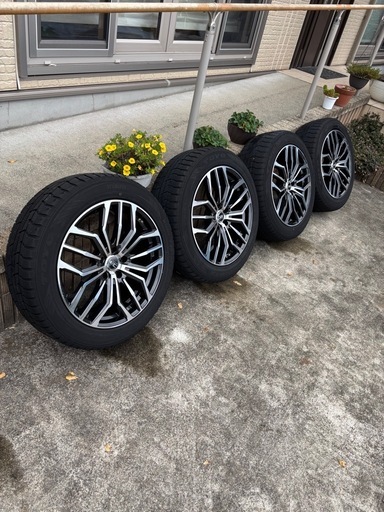 ブロッケン DS255 19x8.0J +35 PCD114.3 5H