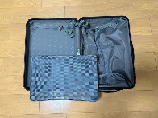 リモワ　機内持ち込み可