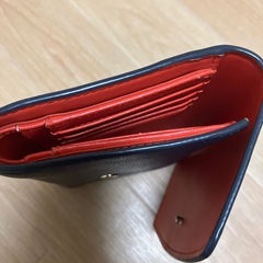 トリーバーチ三つ折り財布の画像