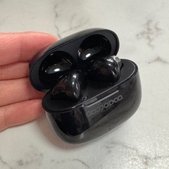 ワイヤレスイヤホンの画像