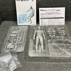 デッサン人形 （男性モデル） 関節可動 スタンド付き ジェスチャー変更可能 モデル人形 漫画モデル 筋肉体型の画像