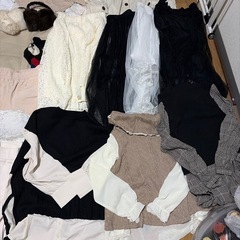 レディースまとめ売り19点S〜L →まとめ売り2点で500円引きの画像