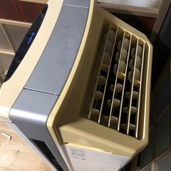 ダイキン　大型業務用空気清浄機の画像