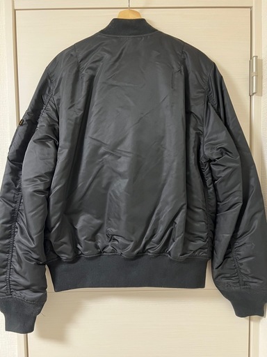 ALPHA INDUSTRIES ブラック ボンバージャケット オレンジ裏地