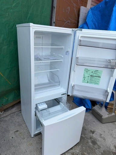 NO B796?福岡市内配送設置無料✨?東芝 冷蔵庫 幅47.9㎝ 153L GR-W15BS(W) 2ドア 自動霜取り 右開きタイプ