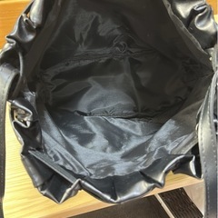 ノーブランド黒色ショルダーバッグの画像