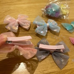 りぼんやちょうちょの髪飾りの画像