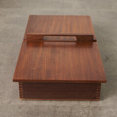 【発送の場合は即購入不可】 英国 SANENWOOD ヴィンテージ カトラリーボックス 木製 キャビネット 小物入れ ケース 収納箱 ディスプレイ 店舗什器 イギリス 92771の画像