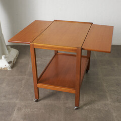 【発送の場合は即購入不可】 英国 ヴィンテージ トロリー ワゴン ドロップリーフ 拡張 天板 チーク 木製 キッチンワゴン キャスター サイドテーブル イギリス 95102の画像