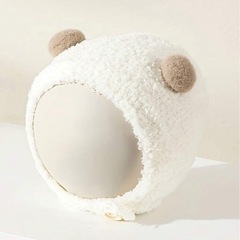 ベビー帽子　ニット　くまさんの画像