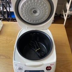 タイガーの炊飯器とティファールのケトル2点セット（決まりました）の画像