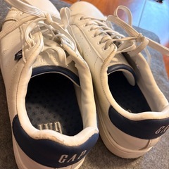 GAP  スニーカーの画像