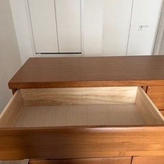 ローチェスト（衣料タンス）の画像