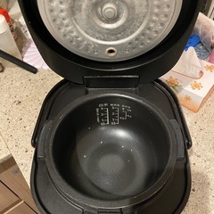 炊飯器の画像
