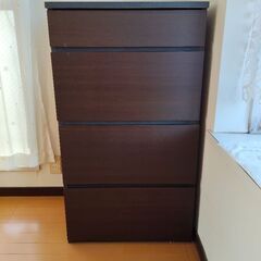 ニトリ製のチェストの画像