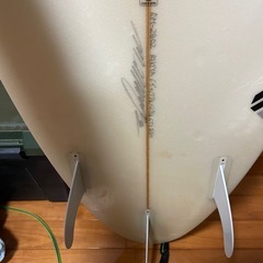 サーフボード 6.1フィート カバー付　リーシュコード 新品フィン付の画像