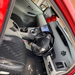 30プリウス赤希少色売れなければそのまま乗ります❗️の画像