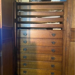 和洋タンスの画像