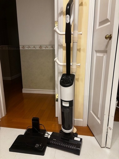 乾湿両用ローラー乾燥機能付き全自動掃除機