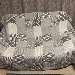 ベージュ　3人がけソファーの画像