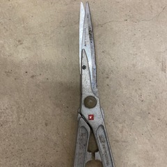 剪定バサミの画像
