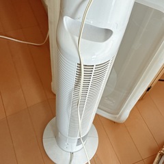 アイリスオーヤマ: タワーファン 扇風機　の画像